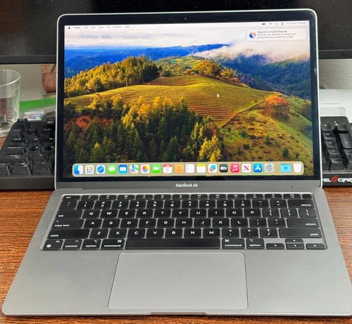 Macbook Air 13" M1 Chip 256GB SSD, 8GB Ram Laptop - Gray - 88% Batt - Mint Cond