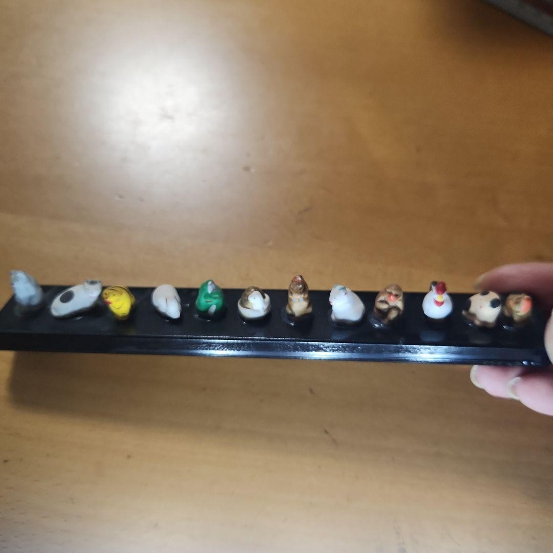 Mini Figura Zodiaco Pequeña 18,3cm x 2,8cm Coleccionable Usada