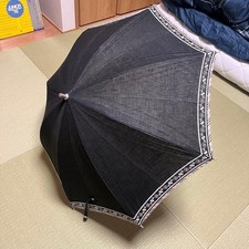 BURBERRY Floral Embroidered Foldable Umbrella Black Luxury Accessory
