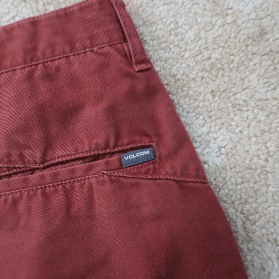 Volcom Chino Shorts Men's 28 red Flat Front Skater - Image 3 of 4