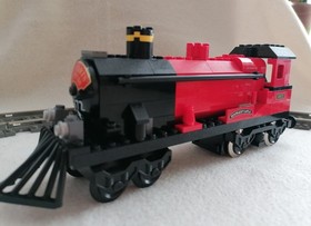 LEGO&reg; Harry Potter #10132 Motorized Hogwarts Express 9V Train