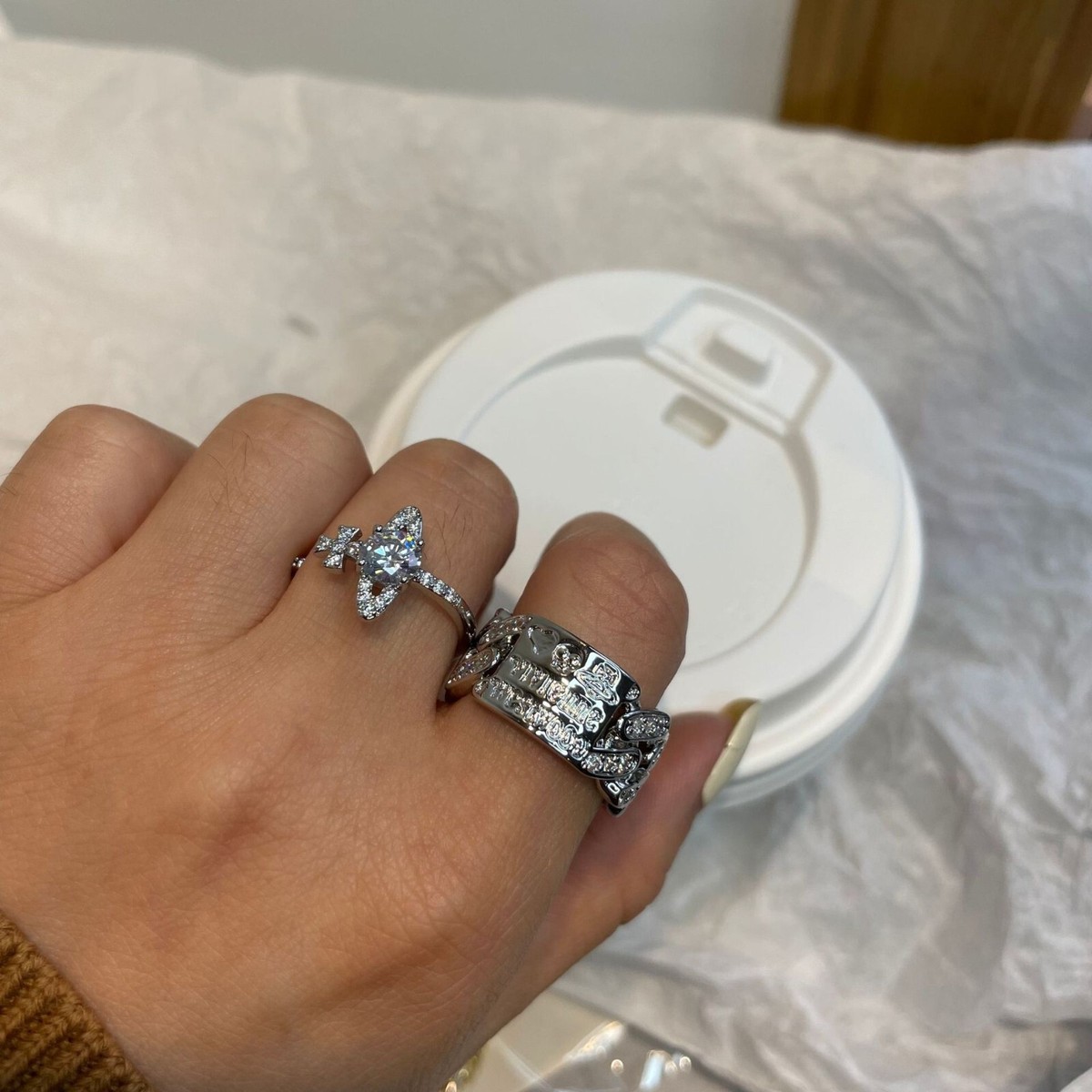 Vivienne Westwood Adjustable Freesize Open-end Silver Ring Vivienne Westwood Adjustable Freesize Open-end Silver Ring