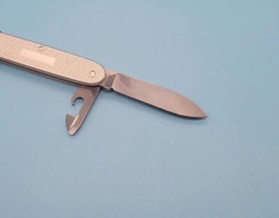 Victorinox 93mm Pioneer Swiss Army Knife, Silver Alox