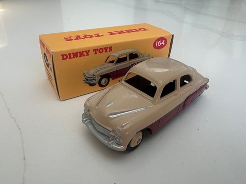 VINTAGE DINKY 164 VAUXHALL CRESTA LIMOUSINE - IN BOX