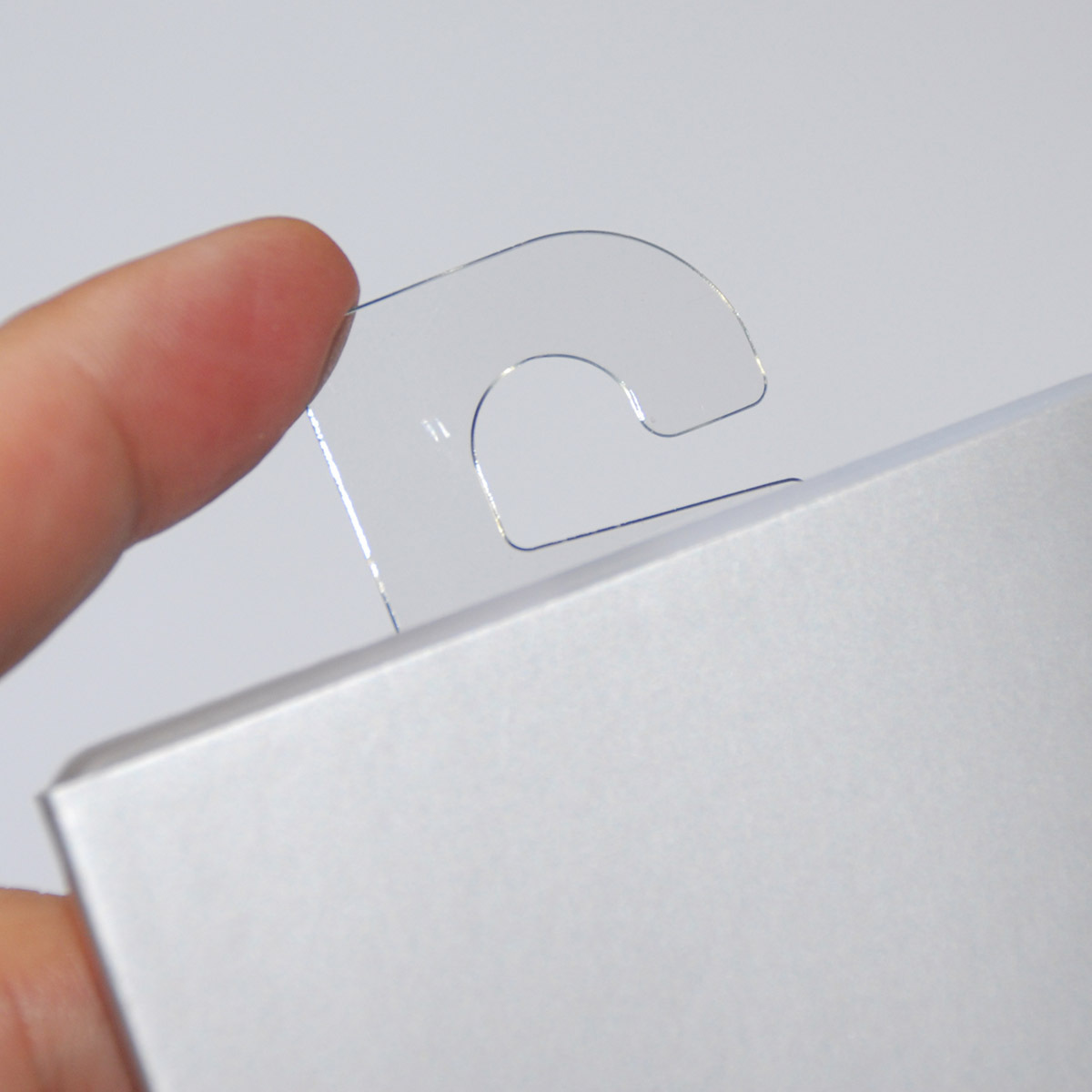 Hang Tabs Self Adhesive Clear Sticky Plastic Hanger 4x2,8 cm 5000 tabs ...