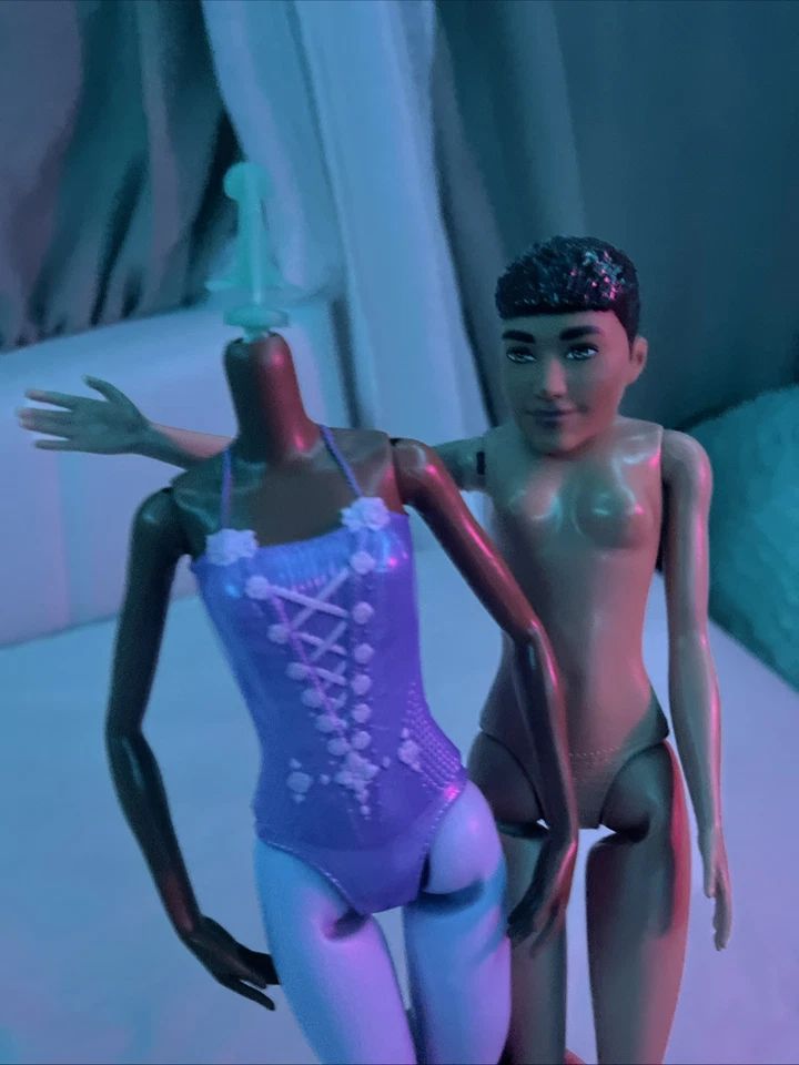 Mattel Barbie 2019 Without Heads And Ken 2020 Without Body - Image 4 of 4