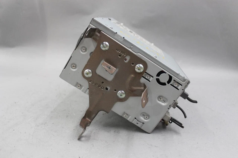 Equipo de audio receptor de radio Am-fm-estereo-cd 2014-2015 Nissan Armada #40842 Foto 4 de 4