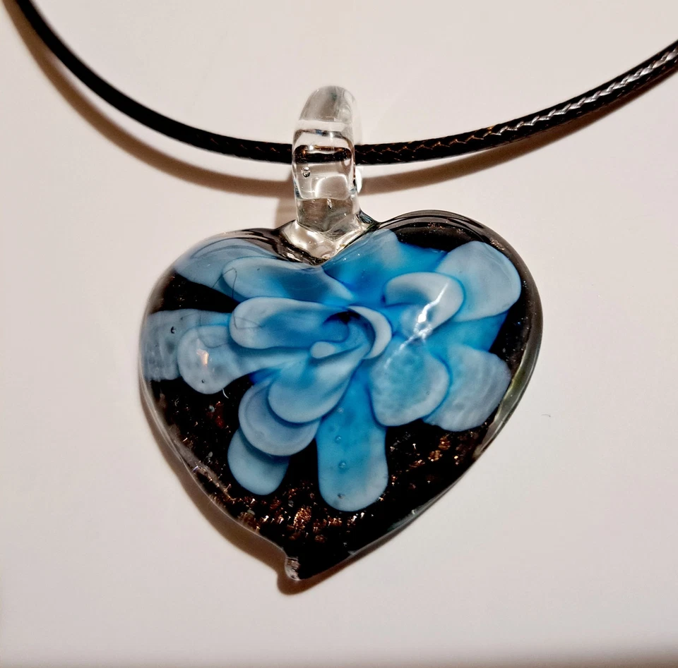 Подвеска стекла синий и золотой блестящий сердце поставляется с 16» регулируемый коричневый ожерелье - Изображение 4 из 4