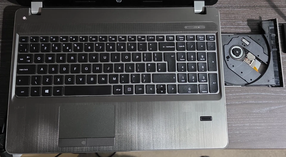 HP Probook 4530S, i3-2350m, 2.10ghz, 4GB RAM, 500GB HDD, 15.6", WINDOWS 10 - Image 3 of 4