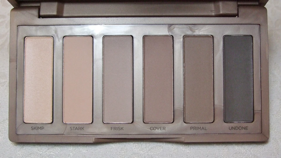 Urban Decay Naked2 Basics Matte Neutral Eyeshadow Palette New in Box $35 Value - Image 3 of 4