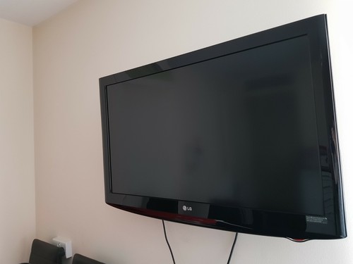LG 37LH3000 37\