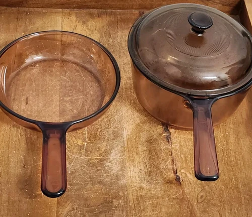 Corning Pyrex Vision Amber 7" Skillet Waffle Bottom & 1.5 L Saucepan w/Lid 