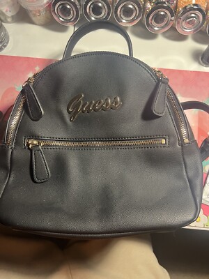 GUESS Logo Backpack with Coin Pouch Amazon.com: GUESS Factory Women main image 3