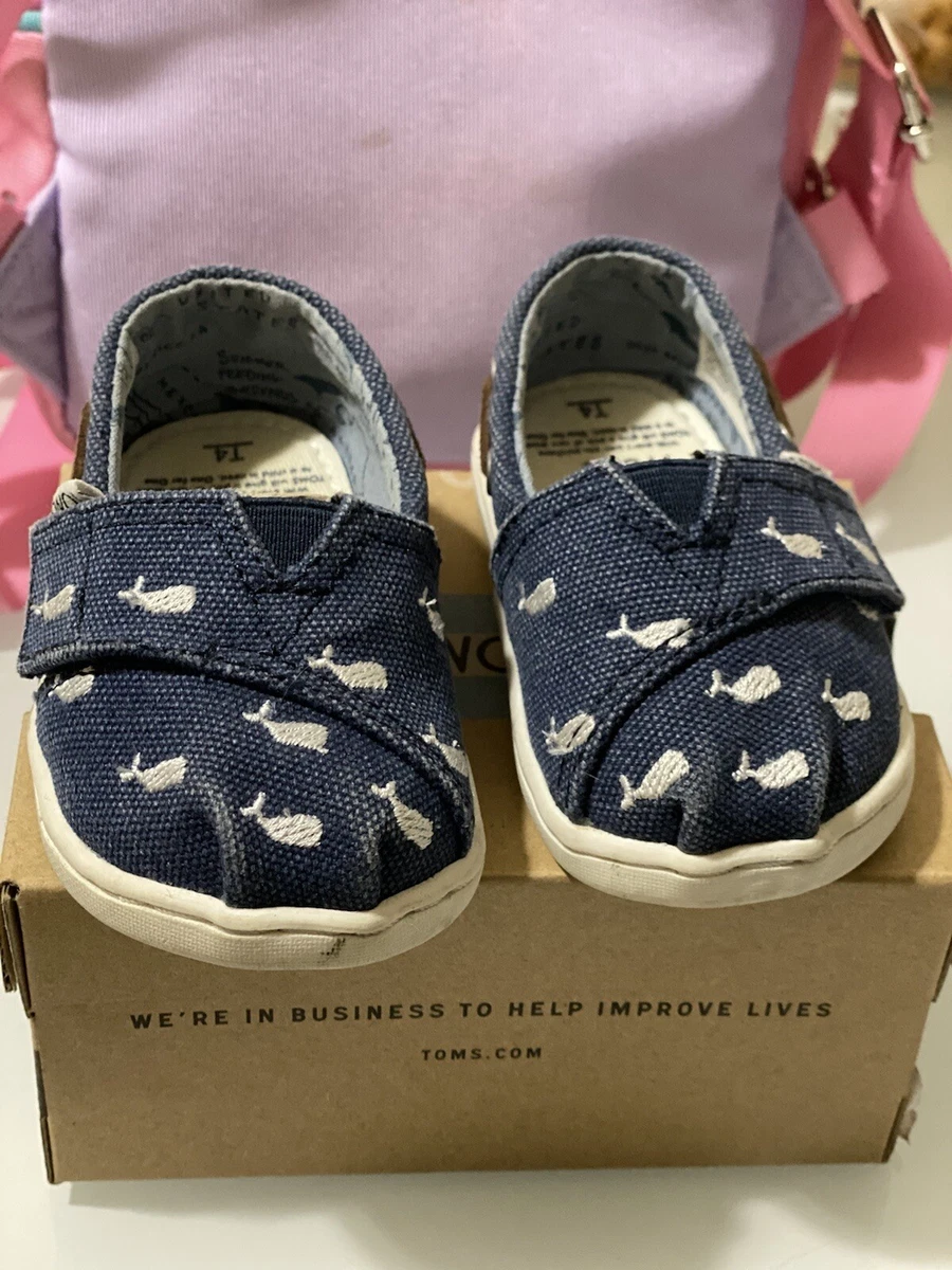 Toms baby deals girl shoes