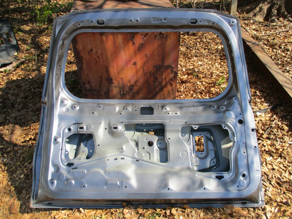 Lexus GX460 GX 2011 2012 2013 2014 2015 2016 2017 PUERTA TRASERA PUERTA LEVADIZA CARCASA OEM Foto 3 de 4