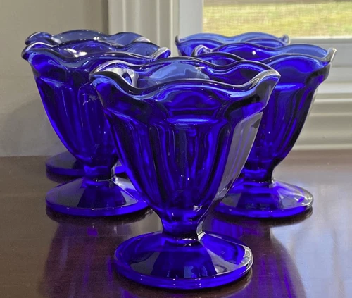 5 Anchor Hocking Cobalt Blue Glass Fountainware Low Dessert, Ice Cream Dishes