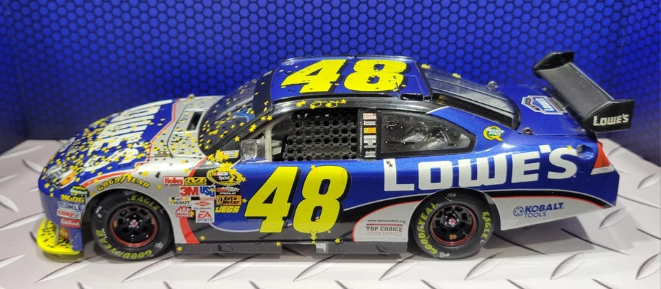Raro 1/24 RCCA Elite 2009 Jimmie Johnson #48 Lowe's Sprint Cup Champion NASCAR Foto 3 de 4