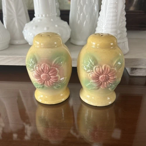 Vintage Hull Sunglow Sun Glow Salt  Shaker Yellow Floral Spring Ceramic Pottery