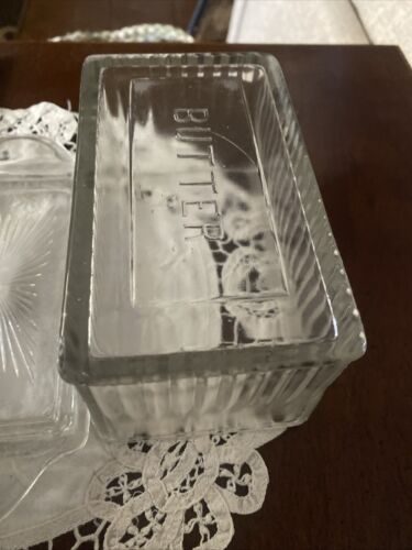 Vintage Art Deco Clear Glass French Buerre Butter Dish with Lid - Picture 6 of 8