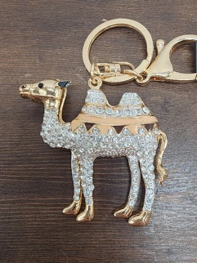 Fashion Women Camel Shaped Keychain Rhinestone Keyring Handbag Charm