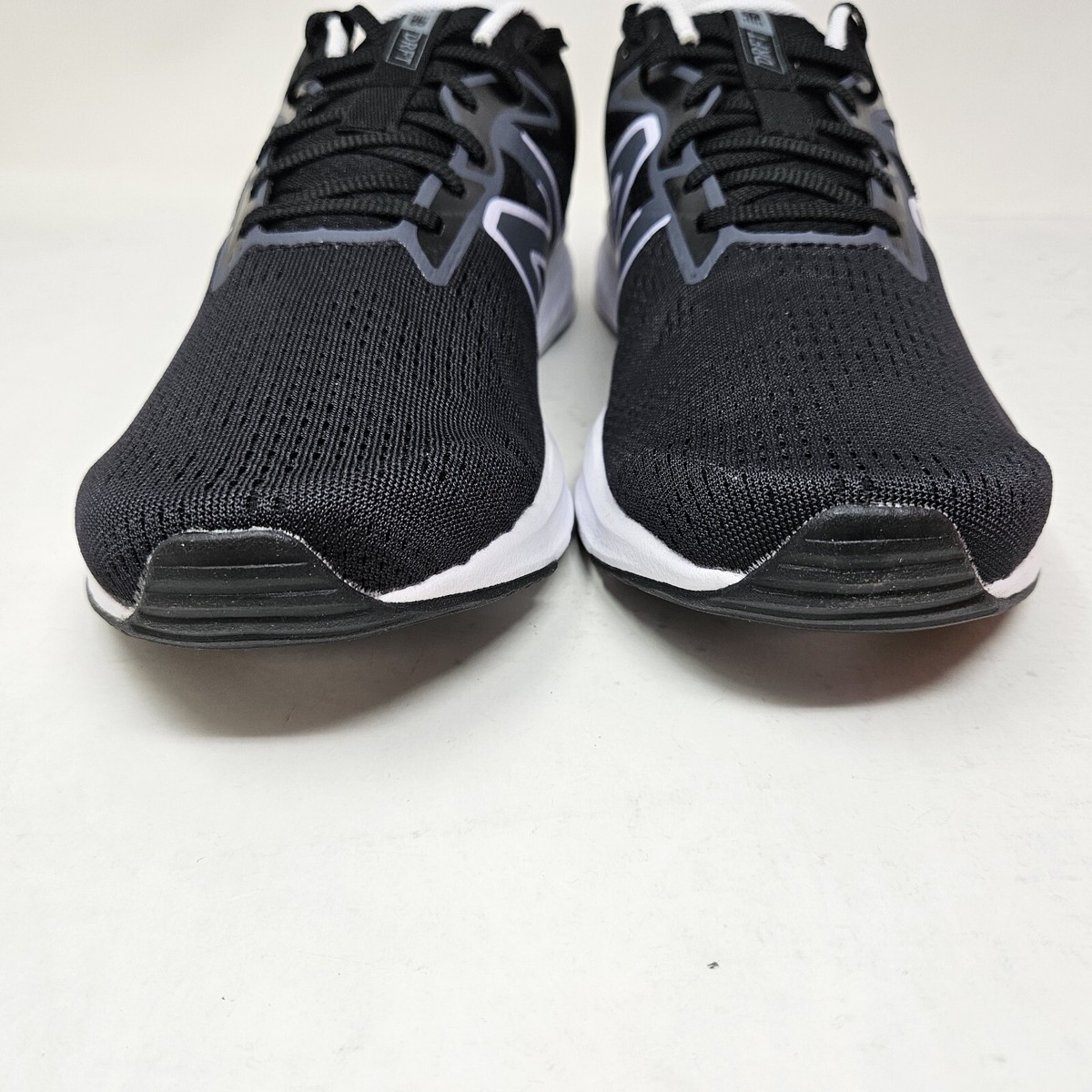 New Balance DRFT v2 Running Shoes Sneakers Men\'s Size 12D Black White MDRFTLB2 Amazon.com | New Balance Men main image 3