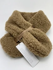 Urban Outfitters Brown Bouclè Teddy Neck Wrap Scarf Stole Soft Warm Fuzzy NWT