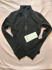 Lululemon Define Cropped Jacket Nulu Black/Black Zip, Size US4/UK8 (Fast 🚚)