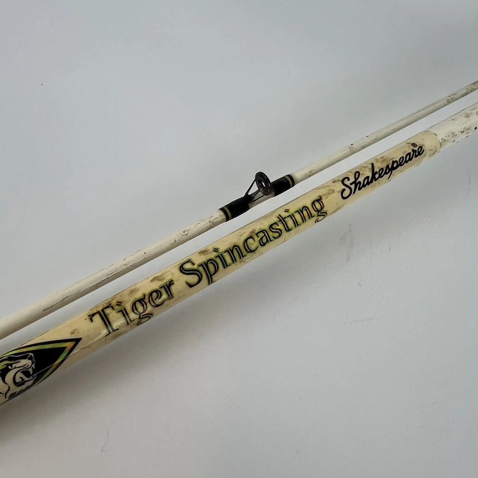 Shakespeare Tiger 旋转杆 – 6 英尺 6 英寸中号重型 | TSC66 2MH — 第 3/4 张图片