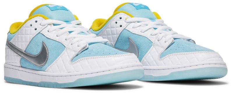 靴 Nike SB Dunk Low Pro 26.5 Nike SB Dunk Verdugo Mountain HQ1626-300 | SneakerNews.com