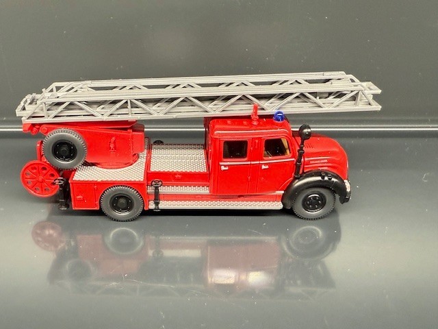 Wiking 086240 Feuerwehr - Drehleiter DL 25h Magirus OVP 1:87 H0 Nr.: 10