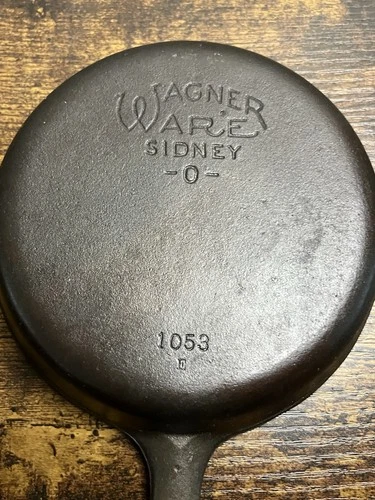Vintage WAGNER WARE Sidney - O - 1053 Cast Iron Skillet Number 3 - Sits Flat
