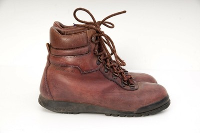 kathmandu hiking boots