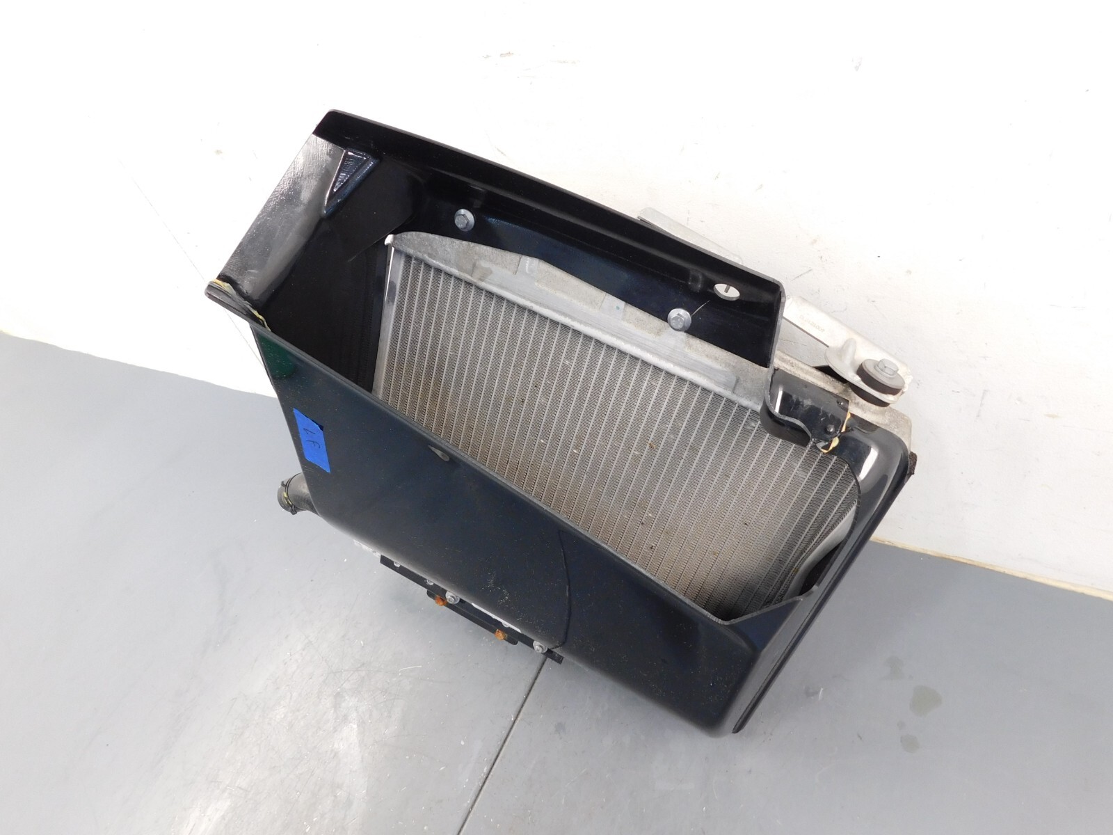 2011 Lamborghini Gallardo LP570-4 Superleggera LF Radiator Assembly #0350 Z3