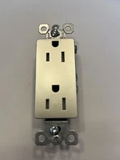 10 Of PASS & SEYMOUR LEGRAND 885-I DECORATOR RECEPTACLE, 15A, 125V, Silver