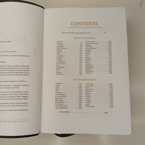 NKJV Breitrand Referenz Bibel Sovereign Collection Lederweich Rot Brief Geschenk - Bild 11 von 24