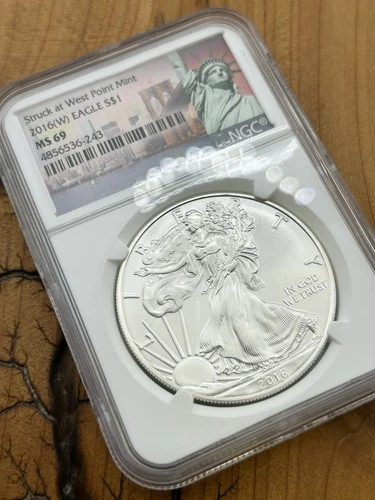 2016 (W) $1 American Silver Eagle NGC MS69