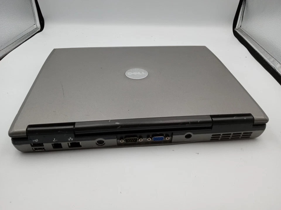 Dell Latitude D520 14" Laptop Intel Celeron 2GB RAM 500GB HDD Windows XP -RR - Image 4 of 4