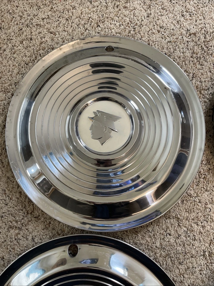 Juego de 4 tapacubos vintage de 15" Mercury Montclair Montery años 50 Foto 4 de 4