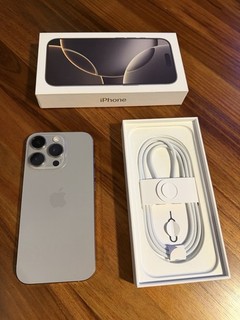 Apple iPhone 16 Pro 256GB Natural Titanium – Unlocked – Excellent