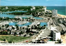 Yankee Clipper Hotel, Bahia Mar Yacht Basin, Fort Lauderdale, Florida Postcard