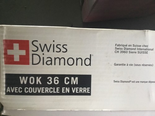 Swiss Diamond Wok with rack and lid - Picture 3 of 5