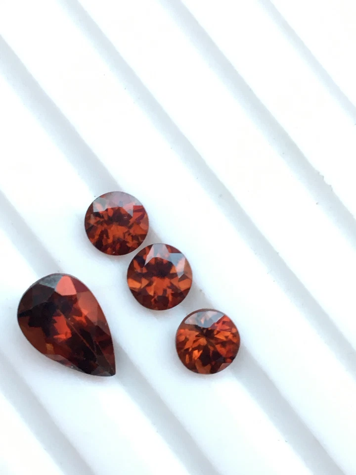 Increíble piedra preciosa limpia ojo facetado circón naranja buen color 4 piezas 2,75 quilates Foto 3 de 3