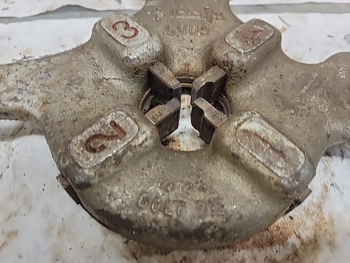Ridgid 500B Bolt Die Head With 3/8-16 #17 - Picture 2 of 15