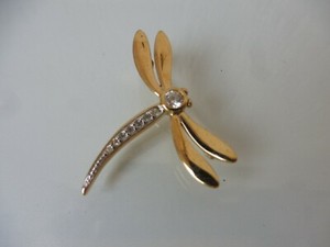 Paire de boucles d'oreilles en forme de libellule | Bijou original et
