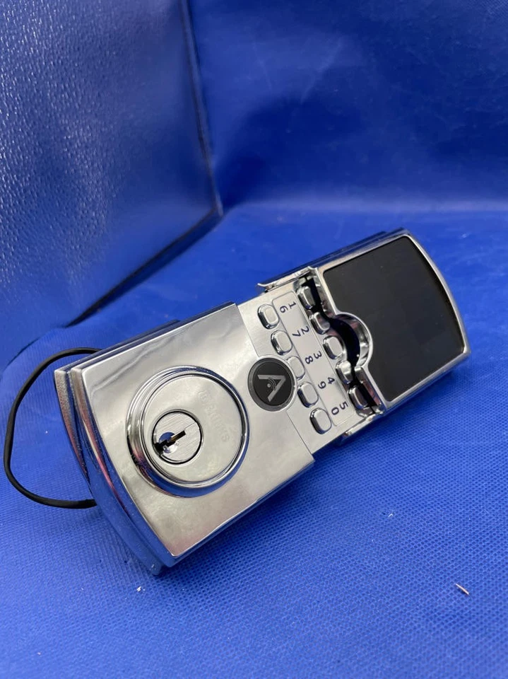 Cerradura de puerta Array By Hampton 23541-125 Barrington 1.5 Smart Wi-Fi conectada cromada Foto 4 de 4