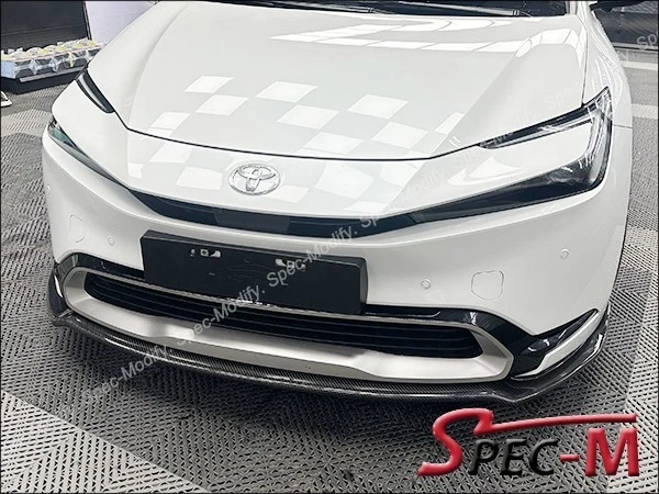 Labio de parachoques de fibra de carbono estilo SB para Toyota PRIUS PHEV XW60 2024-2025 Foto 2 de 4