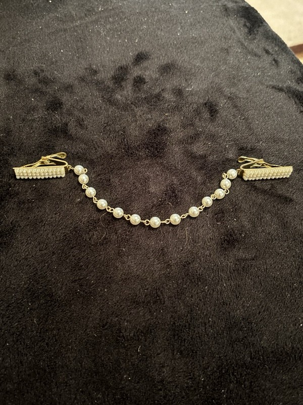 vintage sweater guard clip silver tone faux pearls bar chain 7 7/8 inches