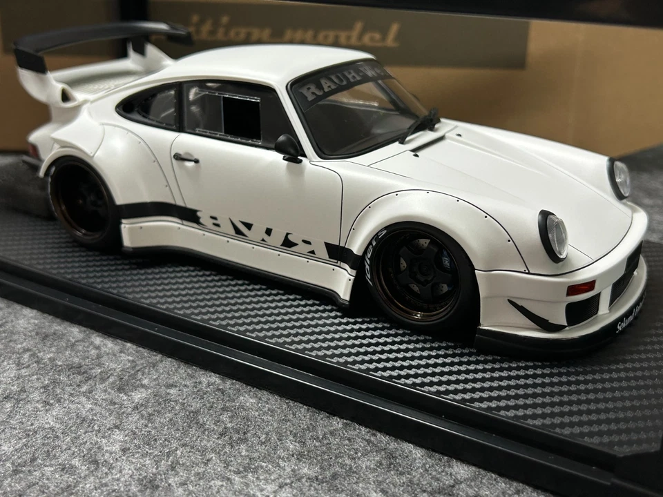 Ignition Model 1:18 Porsche RWB 930 -- Matte White --  IG3696 - Image 4 of 4