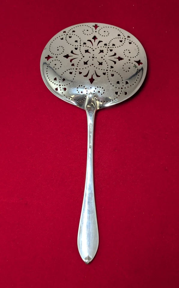 Faneuil by Tiffany & Co. Sterling Silver 7-3/4" Pierced Tomato Server - Image 3 of 4