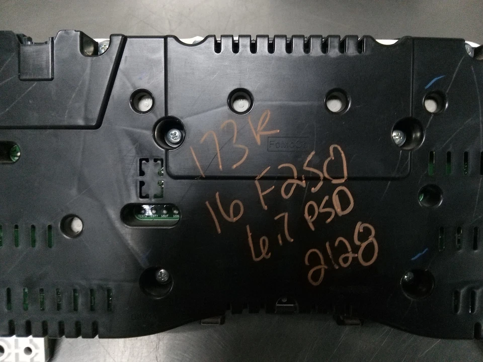 Cuadro de instrumentos velocímetro Ford F250 F350 Super Duty 2016 6,7 L FC3T-10849-SD Foto 3 de 4